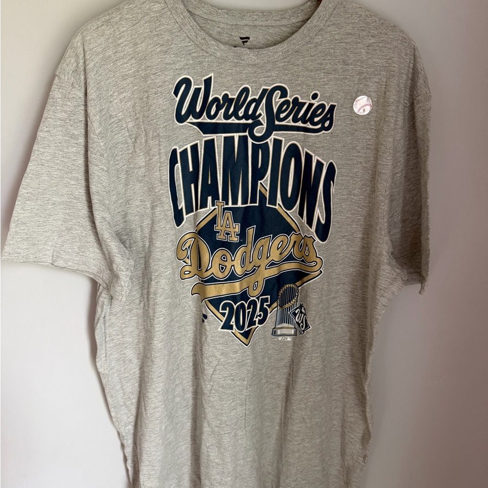 LA Dodgers World Series Champions 2025 T Shirt Mens 2XL Fanatics Gray MLB Tee